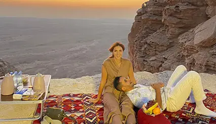 Private Romantic Dinner in Edge of the World thumb